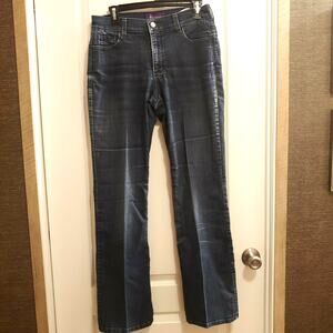 Not Your Daughters Jeans Size 6